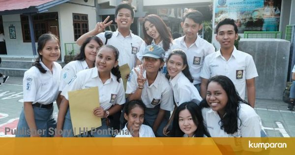 5 Perubahan Gaya Seragam Anak SMA dari Masa ke Masa 